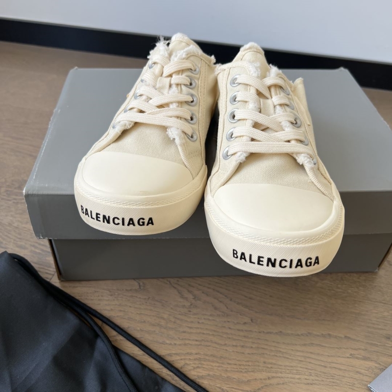 Balenciaga Sneakers